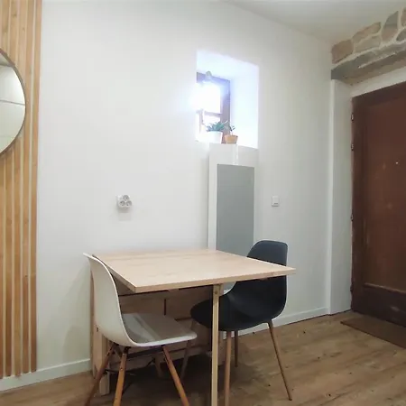 Chez Charlotte-appartement Atypique 8